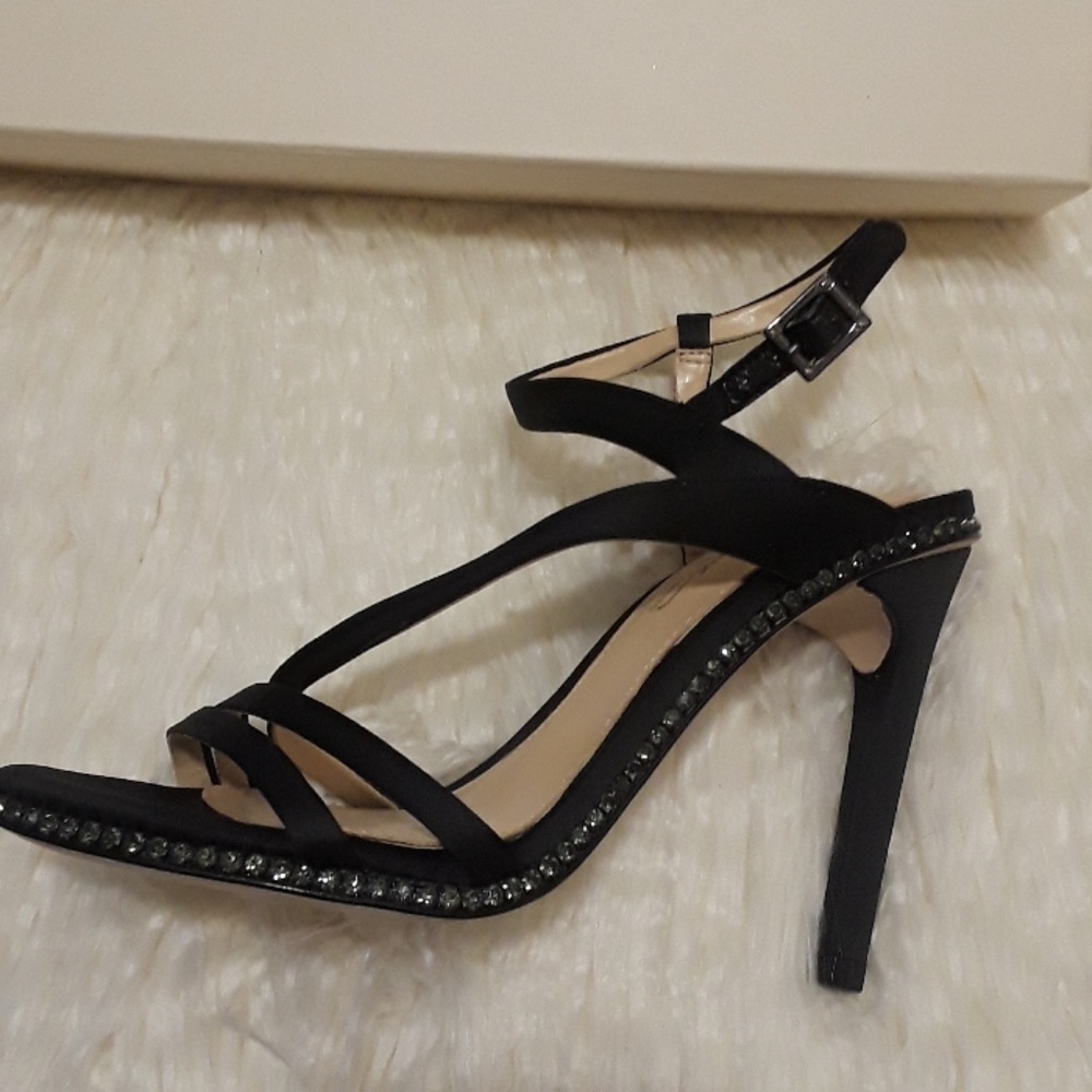 Vince Camuto Gian Strappy Heels - Picture 2 of 8